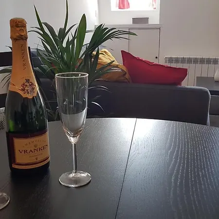 Appartamento Quartier Historique 100m Wifi *